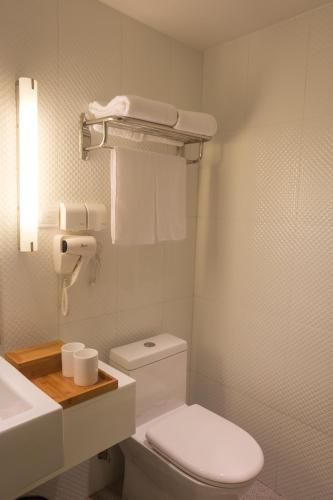 ji hotel shanghai railway station west tianmu road