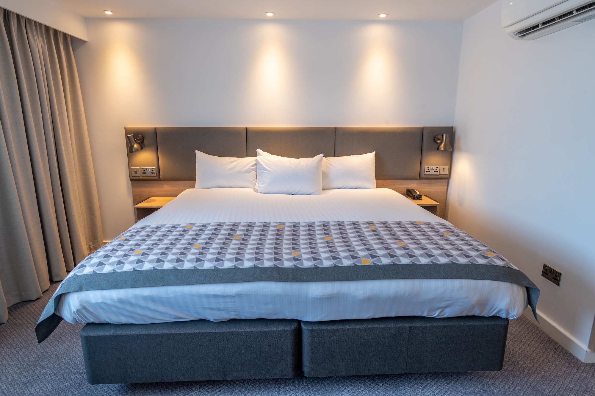 holiday inn leicester wigston by ihg