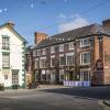 the royal oak hotel welshpool mid wales