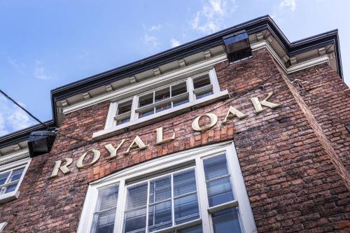 the royal oak hotel welshpool mid wales
