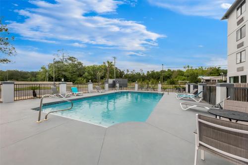 spark by hilton biloxi ocean springs