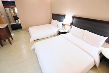 kindness hotel weiwuying