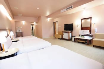 kindness hotel weiwuying