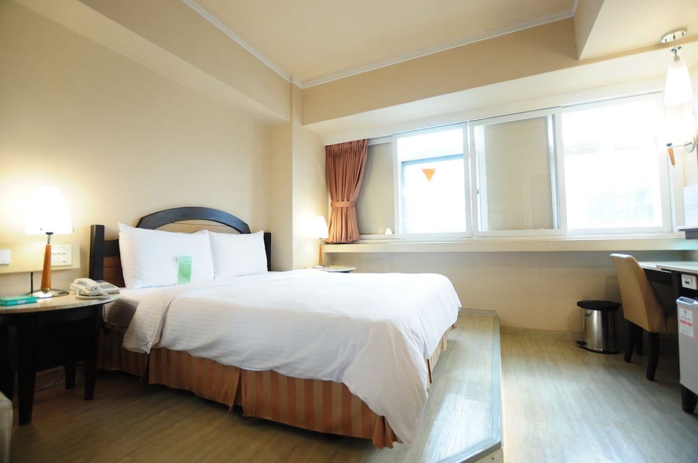 kindness hotel weiwuying