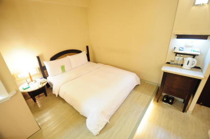 kindness hotel weiwuying