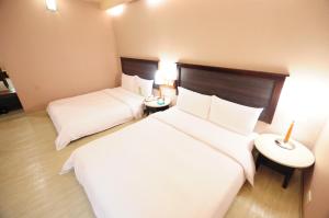 kindness hotel weiwuying