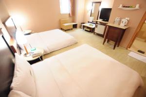 kindness hotel weiwuying