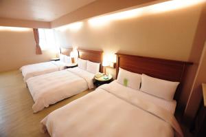 kindness hotel weiwuying