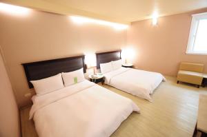 kindness hotel weiwuying