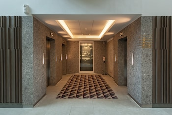 Crowne Plaza Birmingham Nec By Ihg,Birmingham>>Bickenhill,4 star