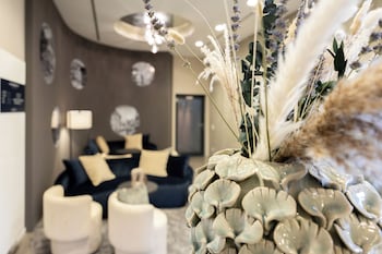 hotel kronjuwel by bright