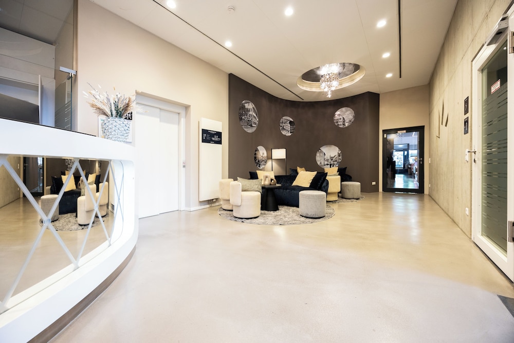 hotel kronjuwel by bright