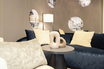 hotel kronjuwel by bright