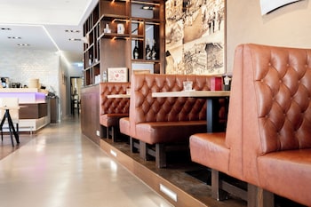 hotel kronjuwel by bright