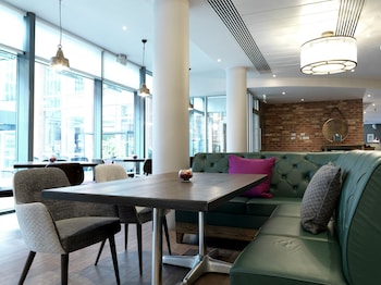 hilton garden inn birmingham brindley place