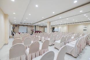 grand celino makassar