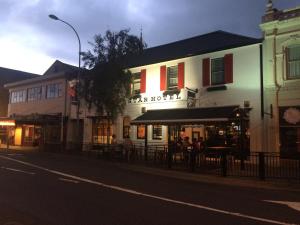 Star Bar Cafe And Hotel,Tasmania>>Launceston,3 star
