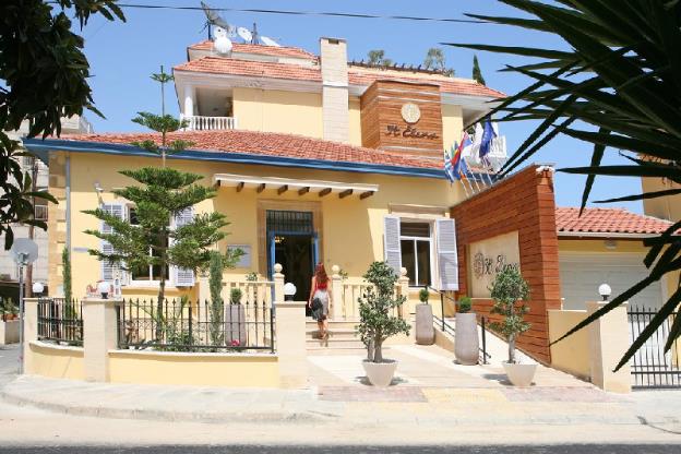 elena boutique residence