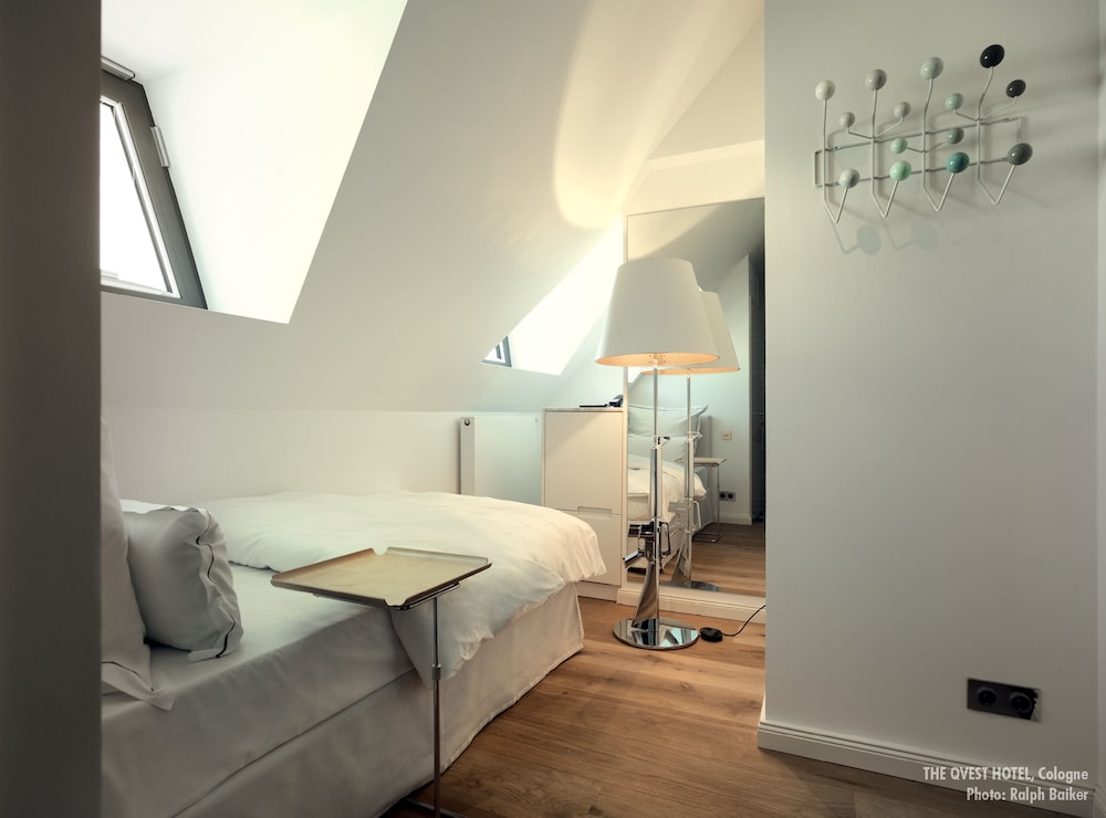 the qvest hideaway