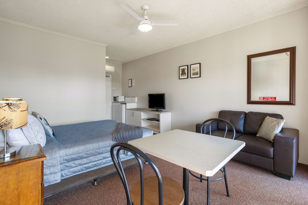 bayview motel rosebud