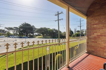 bayview motel rosebud