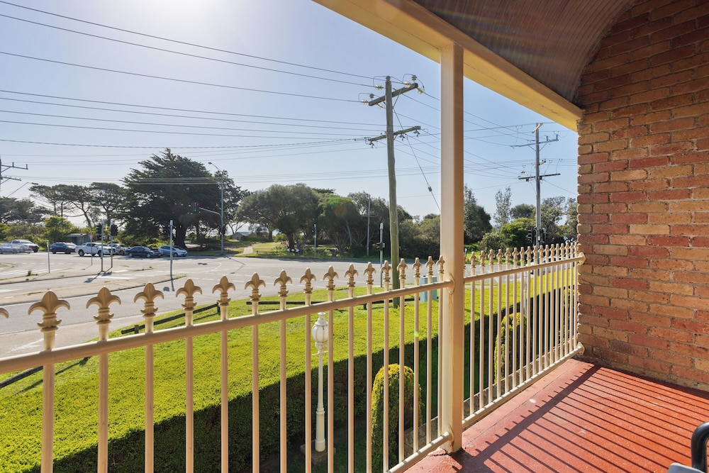 bayview motel rosebud