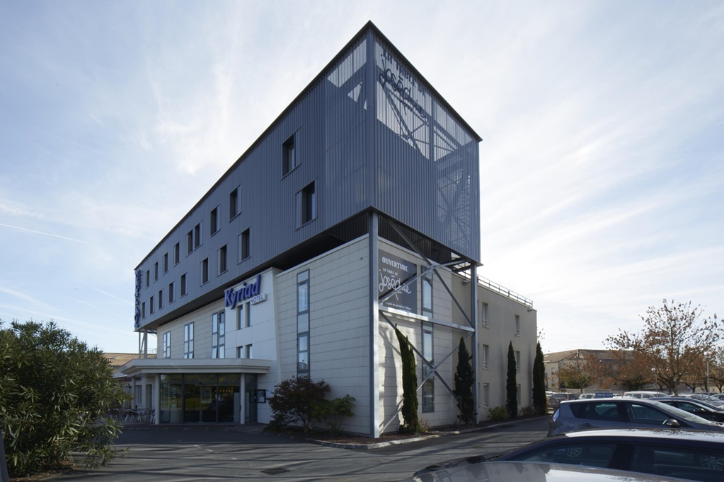 hotel kyriad bordeaux begles
