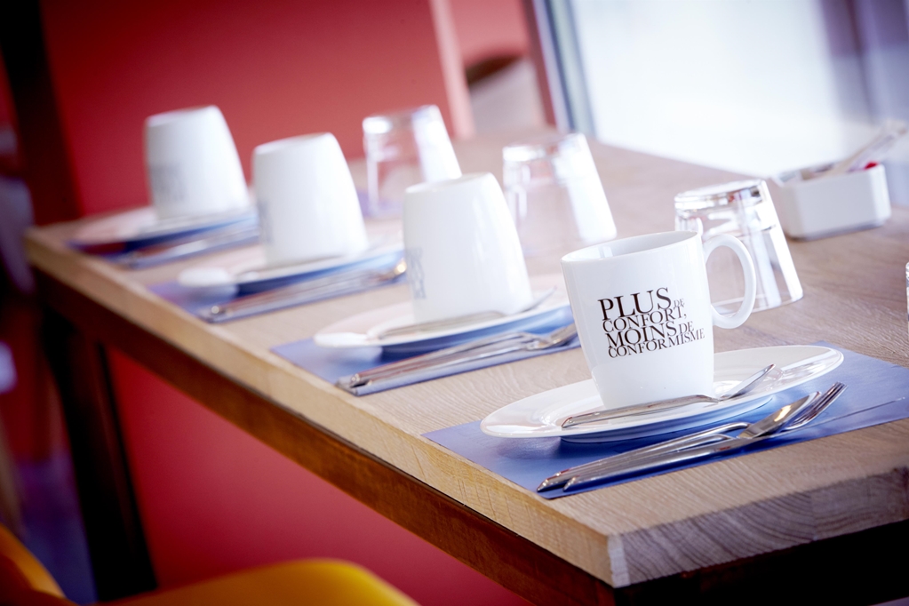 hotel kyriad bordeaux begles