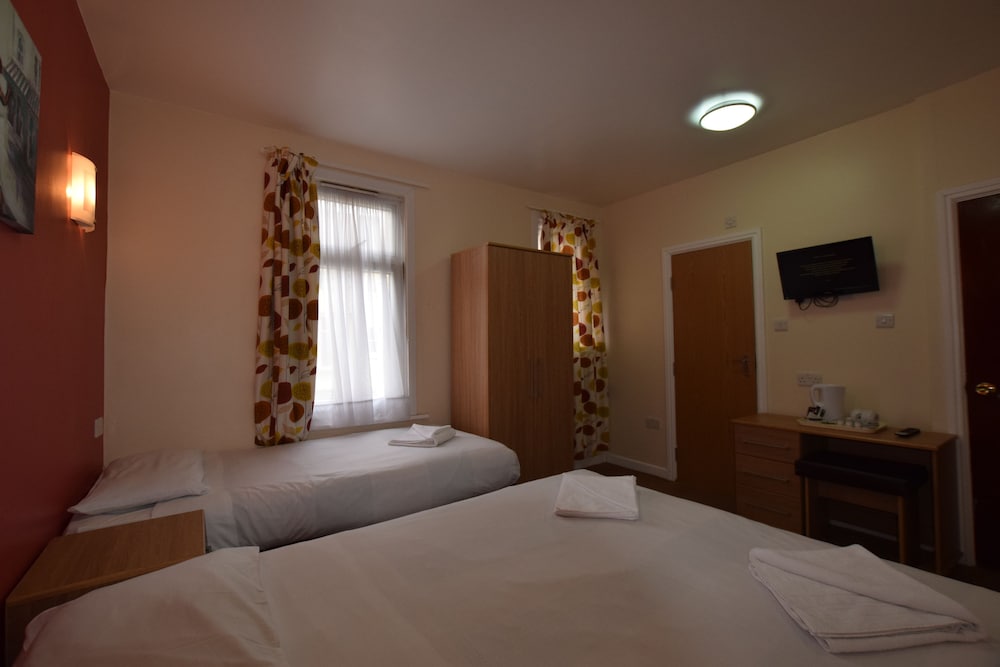cranbrook hotel