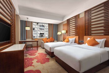 hawthorn by wyndham shangri la old town