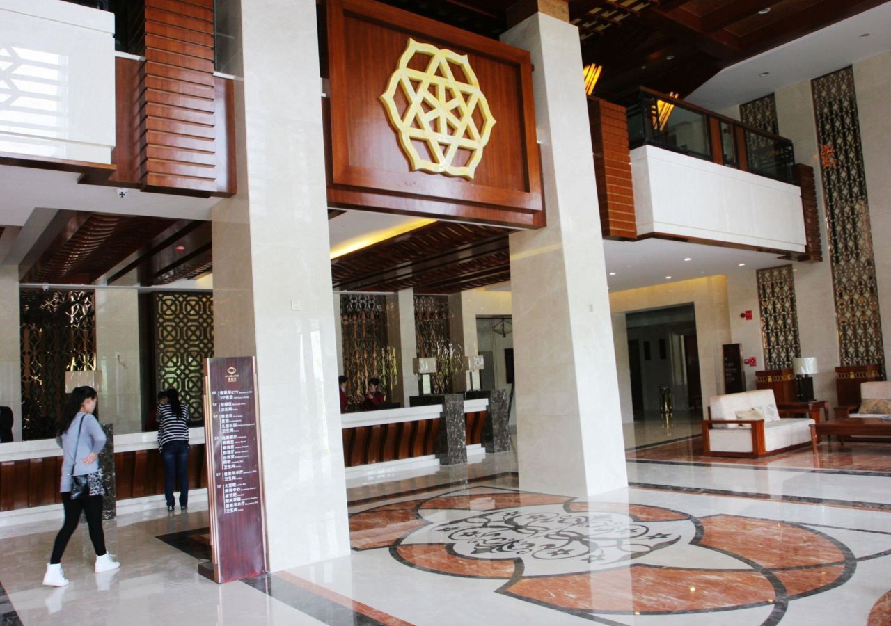 hawthorn by wyndham shangri la old town