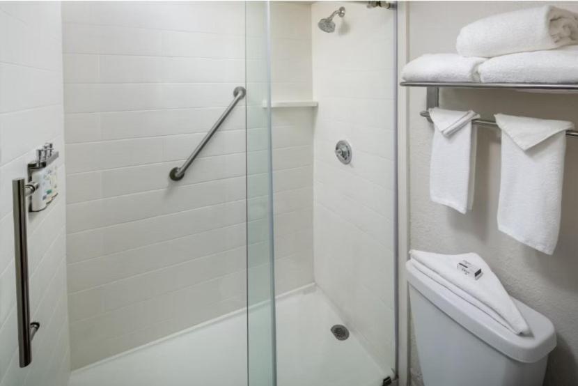 holiday inn and suites boca raton north by ihg