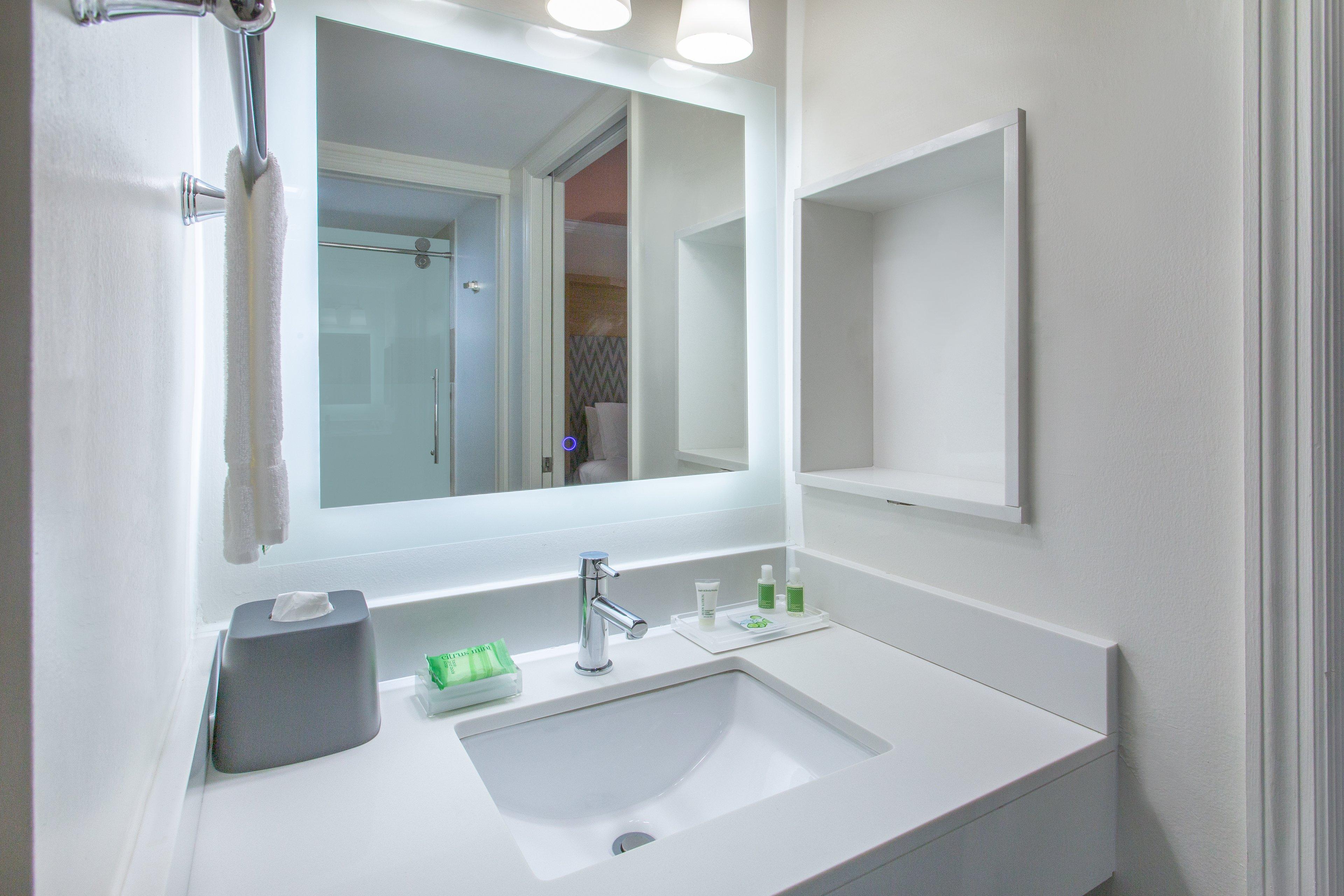 holiday inn and suites boca raton north by ihg