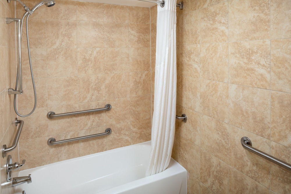 holiday inn and suites boca raton north by ihg