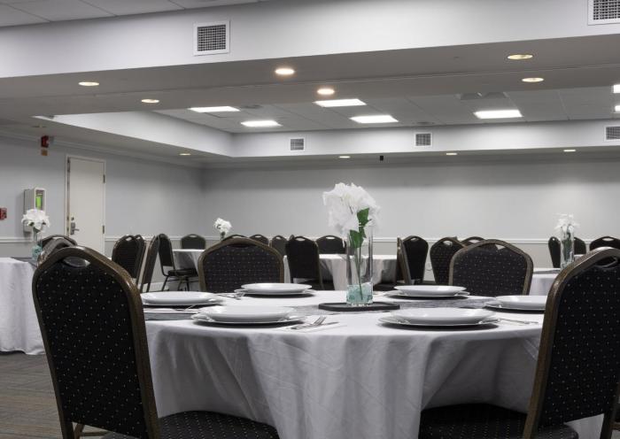 holiday inn and suites boca raton north by ihg