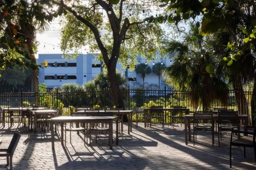 holiday inn and suites boca raton north by ihg