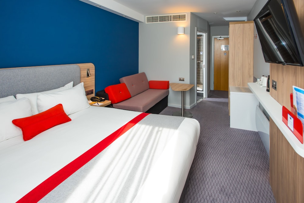 holiday inn express burton upon trent by ihg