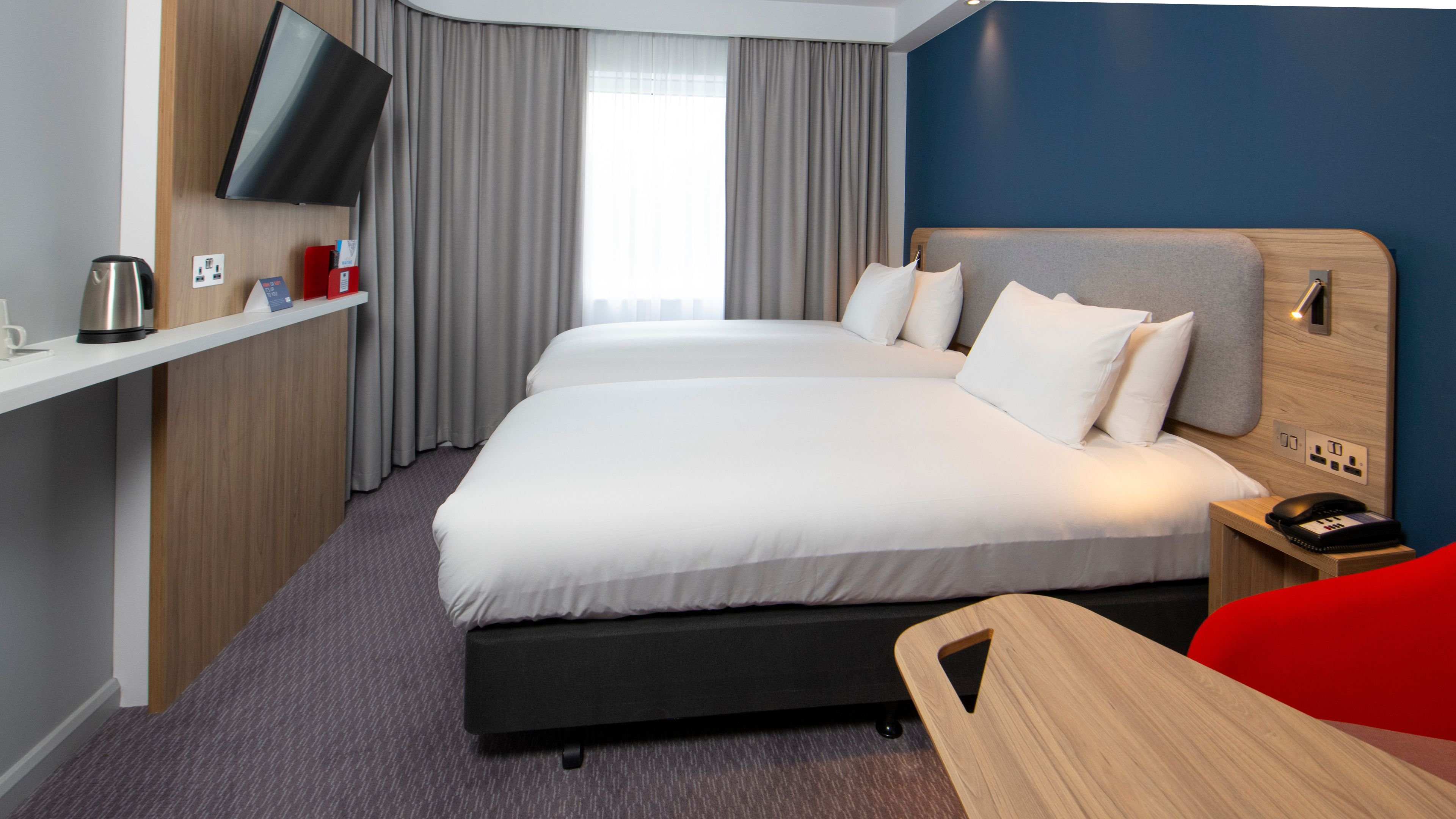 holiday inn express burton upon trent by ihg