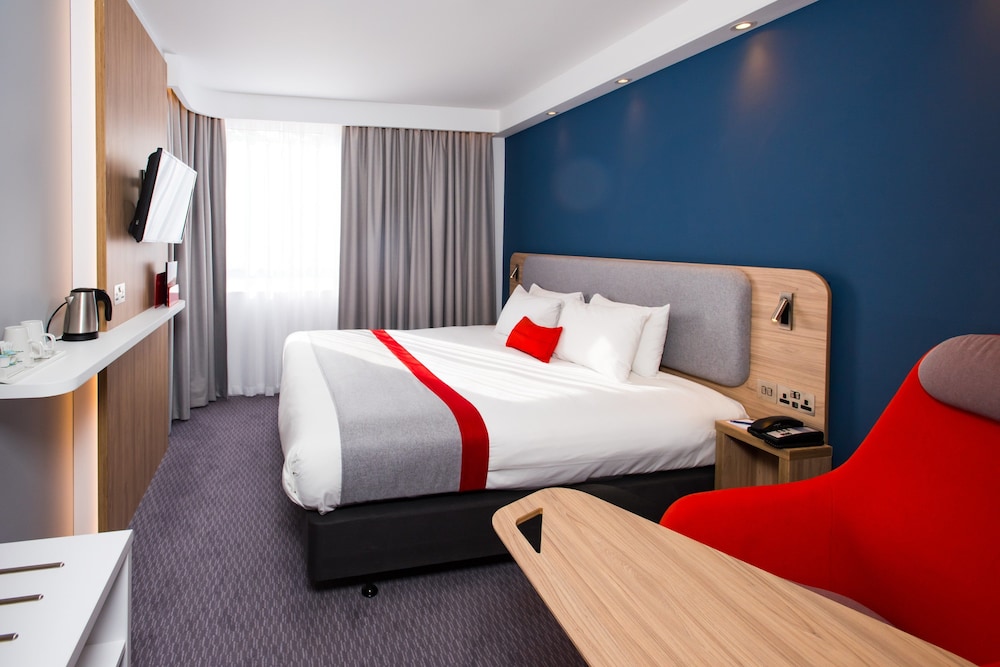 holiday inn express burton upon trent by ihg