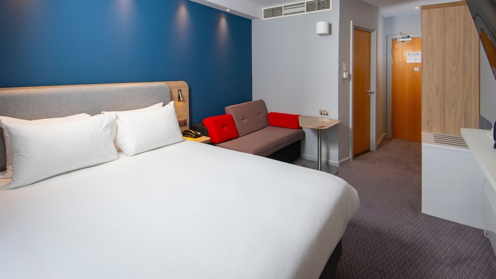 holiday inn express burton upon trent by ihg