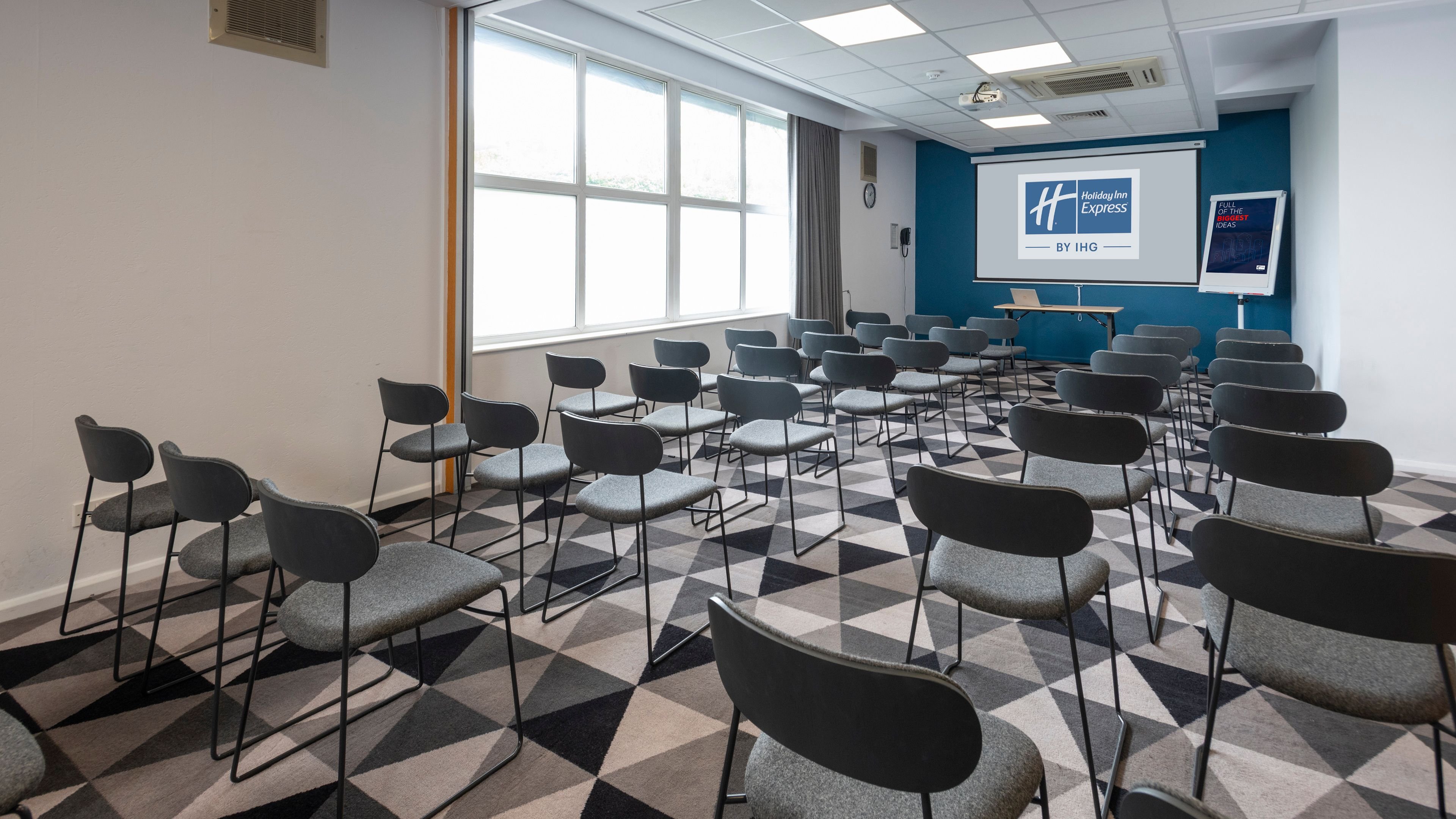 holiday inn express burton upon trent by ihg