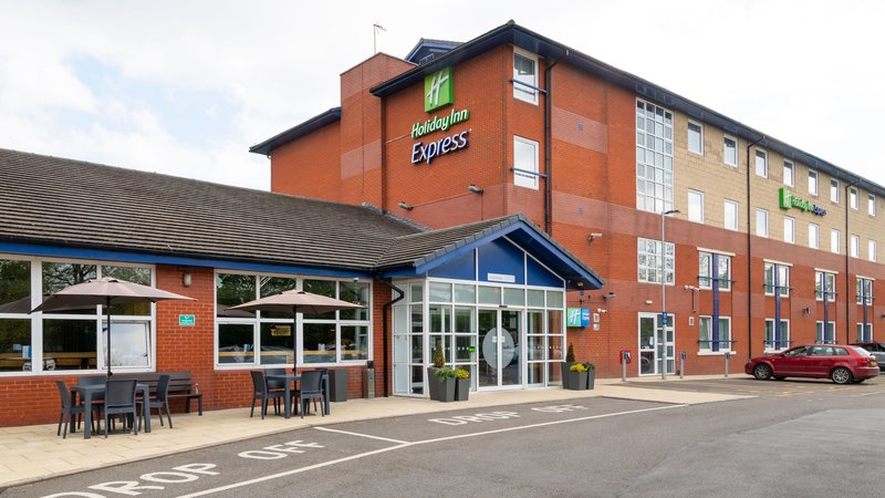 holiday inn express burton upon trent by ihg
