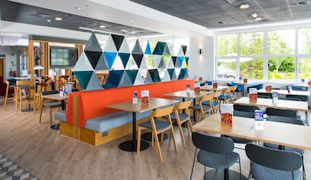 Holiday Inn Express Burton Upon Trent By Ihg,Near National Brewery Centre,3 star