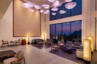 avisa hotel and resort