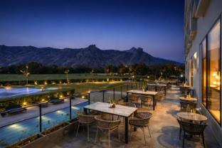 avisa hotel and resort
