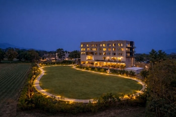 avisa hotel and resort