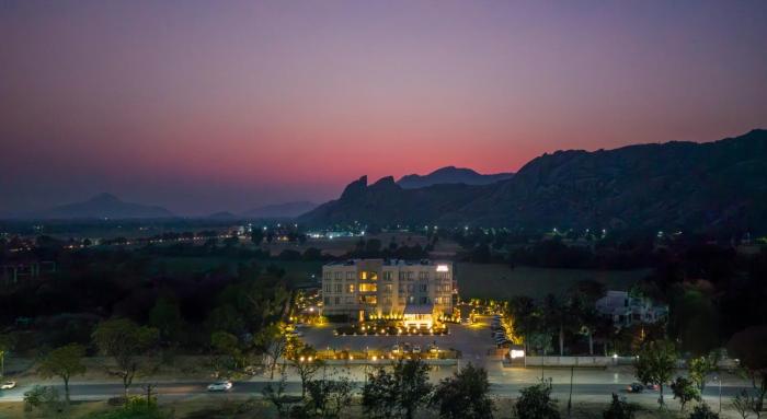 avisa hotel and resort