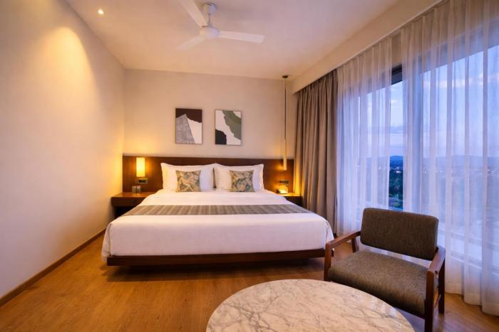 avisa hotel and resort