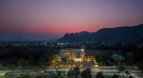 avisa hotel and resort