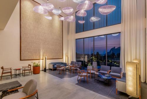 avisa hotel and resort